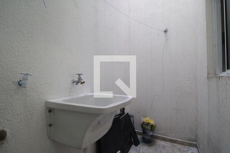 Apartamento à venda com 64m², 2 quartos e 1 vagaÁrea de Serviço