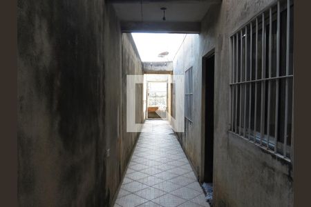 Casa à venda com 220m², 3 quartos e 1 vagaCorredor Externo