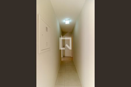 Corredor de apartamento para alugar com 2 quartos, 81m² em Vila Buarque, São Paulo
