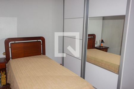 Casa à venda com 150m², 4 quartos e 2 vagas Casa à venda com 150m², 4 quartos e 2 vagasQuarto 2