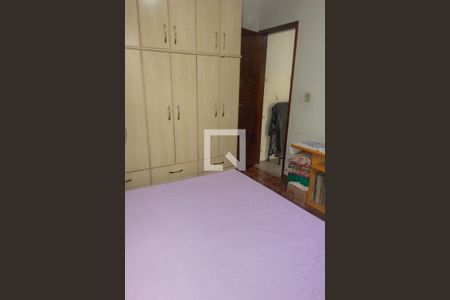 Casa à venda com 150m², 4 quartos e 2 vagas Casa à venda com 150m², 4 quartos e 2 vagasQuarto 4 (edícula)