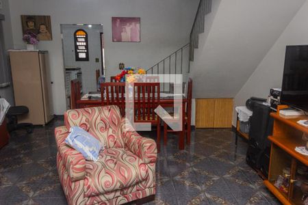 Sala de casa à venda com 4 quartos, 150m² em Jardim Cotinha, São Paulo