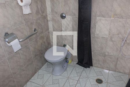 Casa à venda com 150m², 4 quartos e 2 vagas Casa à venda com 150m², 4 quartos e 2 vagasBanheiro 2