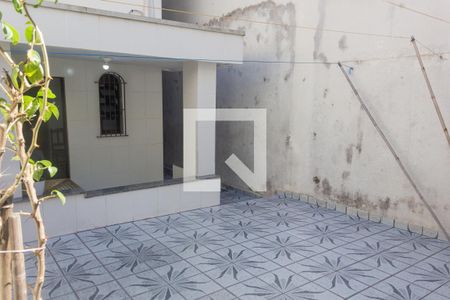 Casa à venda com 150m², 4 quartos e 2 vagas Casa à venda com 150m², 4 quartos e 2 vagasQuintal