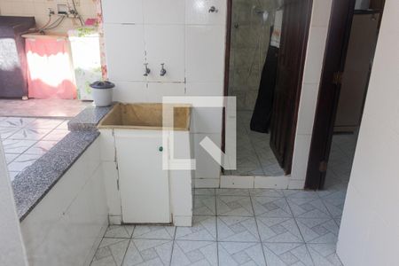 Casa à venda com 150m², 4 quartos e 2 vagas Casa à venda com 150m², 4 quartos e 2 vagasÁrea de Serviço