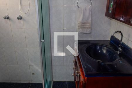 Casa à venda com 150m², 4 quartos e 2 vagas Casa à venda com 150m², 4 quartos e 2 vagasBanheiro 1