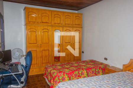 Quarto 1 (com varanda) de casa à venda com 4 quartos, 150m² em Jardim Cotinha, São Paulo