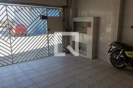 Casa à venda com 150m², 4 quartos e 2 vagas Casa à venda com 150m², 4 quartos e 2 vagasGaragem