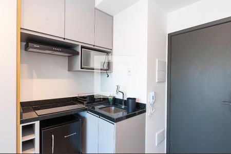 Cozinha de apartamento para alugar com 1 quarto, 24m² em Perdizes, São Paulo