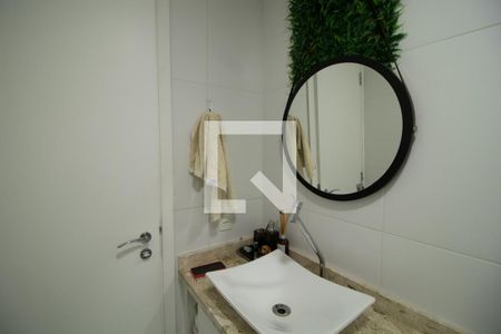 Apartamento à venda com 60m², 2 quartos e 1 vaga Apartamento à venda com 60m², 2 quartos e 1 vagaBanheiro Social