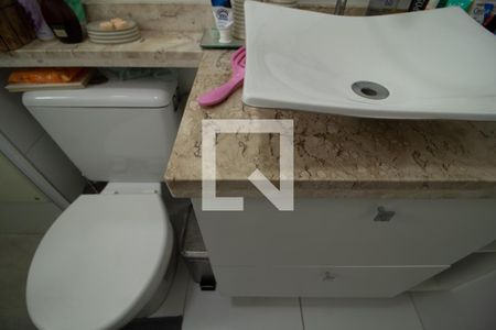 Apartamento à venda com 60m², 2 quartos e 1 vaga Apartamento à venda com 60m², 2 quartos e 1 vagaBanheiro da Suíte