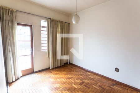 Casa à venda com 232m², 8 quartos e sem vagaQuarto 2 da Casa de Cima