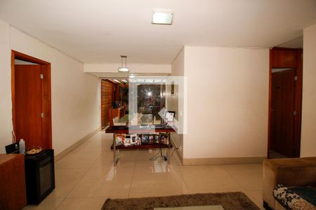 Apartamento à venda com 235m², 4 quartos e 3 vagasSala