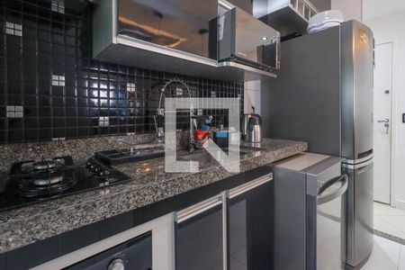 Cozinha de apartamento para alugar com 3 quartos, 75m² em Usina Piratininga, São Paulo
