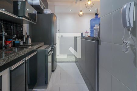 Cozinha de apartamento para alugar com 3 quartos, 75m² em Usina Piratininga, São Paulo