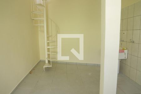 Casa para alugar com 180m², 2 quartos e 1 vagaEdícula