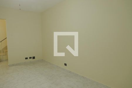 Sala de casa para alugar com 2 quartos, 180m² em Saúde, São Paulo
