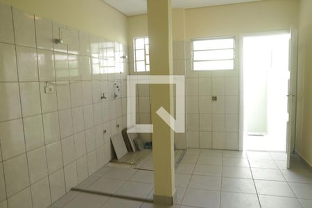 Casa para alugar com 180m², 2 quartos e 1 vagaEdícula