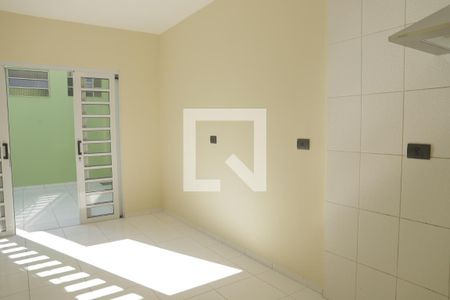 Casa para alugar com 180m², 2 quartos e 1 vagaCopa