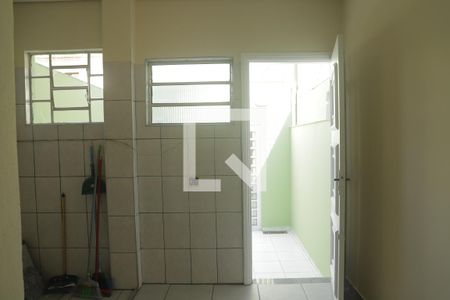 Casa para alugar com 180m², 2 quartos e 1 vagaEdícula