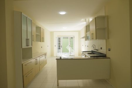 Casa para alugar com 180m², 2 quartos e 1 vagaCozinha