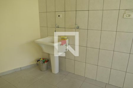 Casa para alugar com 180m², 2 quartos e 1 vagaEdícula
