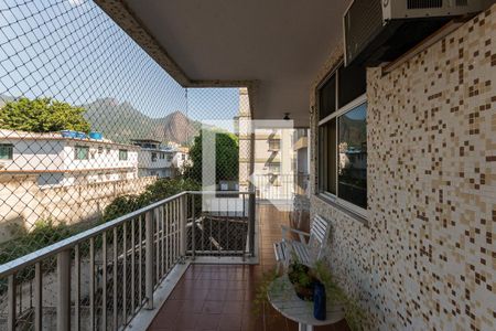 Apartamento à venda com 128m², 3 quartos e 2 vagasVaranda da Sala