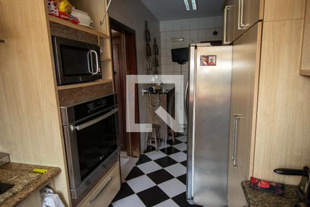 Casa de condomínio à venda com 600m², 3 quartos e 4 vagas Casa de condomínio à venda com 600m², 3 quartos e 4 vagasCozinha