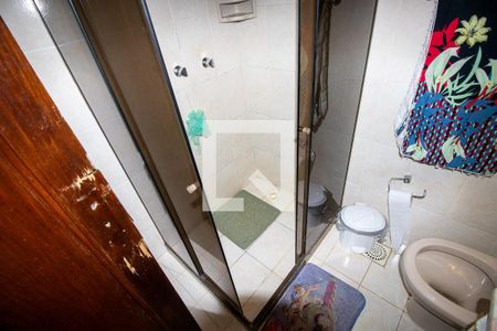 Casa de condomínio à venda com 600m², 3 quartos e 4 vagas Casa de condomínio à venda com 600m², 3 quartos e 4 vagasBanheiro