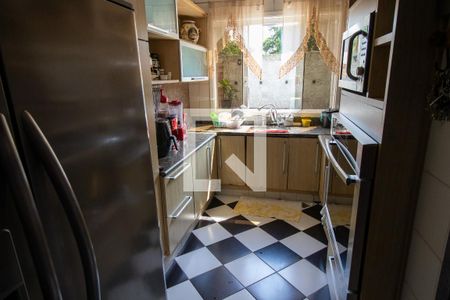 Casa de condomínio à venda com 600m², 3 quartos e 4 vagas Casa de condomínio à venda com 600m², 3 quartos e 4 vagasCozinha