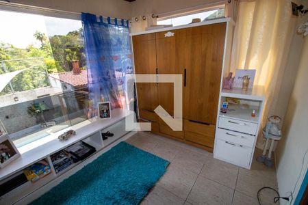 Casa de condomínio à venda com 600m², 3 quartos e 4 vagas Casa de condomínio à venda com 600m², 3 quartos e 4 vagasQuarto