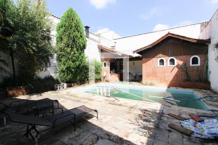 Casa à venda com 480m², 3 quartos e 6 vagasPiscina/ Quintal 