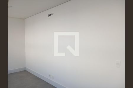 Casa à venda com 686m², 4 quartos e 4 vagas Casa à venda com 686m², 4 quartos e 4 vagasEscritório