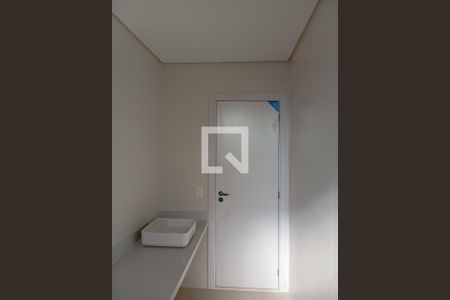 Casa à venda com 686m², 4 quartos e 4 vagas Casa à venda com 686m², 4 quartos e 4 vagasBanheiro Suite 2