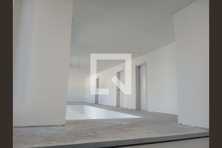 Casa à venda com 686m², 4 quartos e 4 vagas Casa à venda com 686m², 4 quartos e 4 vagasHall