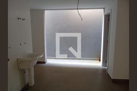 Casa à venda com 686m², 4 quartos e 4 vagas Casa à venda com 686m², 4 quartos e 4 vagasÁrea de Serviço