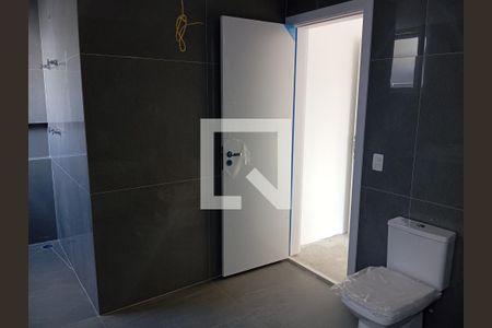 Casa à venda com 686m², 4 quartos e 4 vagas Casa à venda com 686m², 4 quartos e 4 vagasBanheiro Suite 4