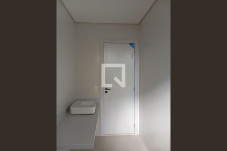 Casa à venda com 686m², 4 quartos e 4 vagas Casa à venda com 686m², 4 quartos e 4 vagasBanheiro Suite 2