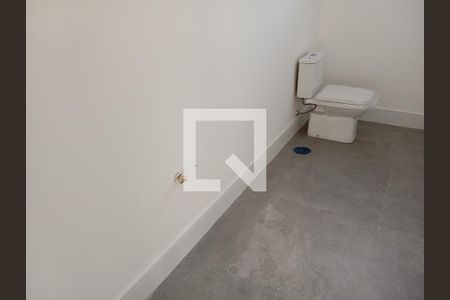 Casa à venda com 686m², 4 quartos e 4 vagas Casa à venda com 686m², 4 quartos e 4 vagasBanheiro 2