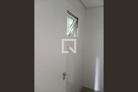 Casa à venda com 686m², 4 quartos e 4 vagas Casa à venda com 686m², 4 quartos e 4 vagasBanheiro 1