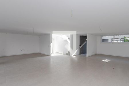 Sala/ Cozinha de casa de condomínio à venda com 4 quartos, 390m² em Campo Belo, São Paulo