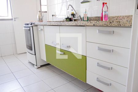 Apartamento à venda com 100m², 3 quartos e 2 vagasCozinha