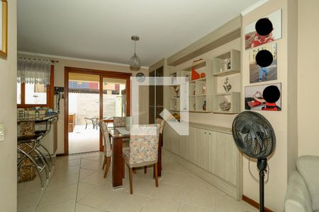 Sala de Jantar de casa à venda com 4 quartos, 258m² em Vila Ipiranga, Porto Alegre