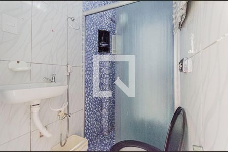 Banheiro de apartamento para alugar com 1 quarto, 33m² em Sé, São Paulo