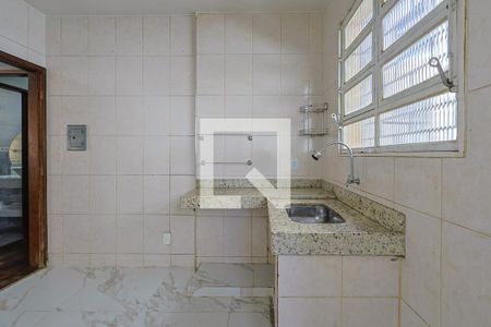 Apartamento para alugar com 126m², 3 quartos e 2 vagas Apartamento para alugar com 126m², 3 quartos e 2 vagasCozinha