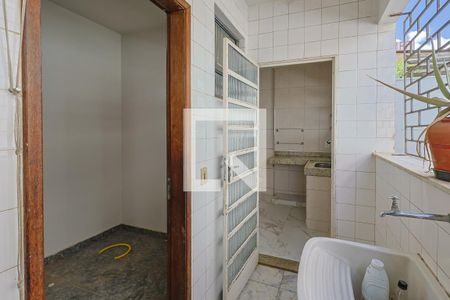 Apartamento para alugar com 126m², 3 quartos e 2 vagas Apartamento para alugar com 126m², 3 quartos e 2 vagasÁrea de Serviço
