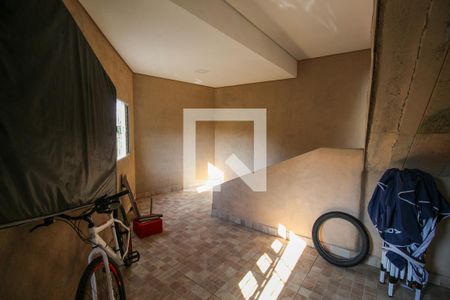 Casa à venda com 600m², 3 quartos e 2 vagas Casa à venda com 600m², 3 quartos e 2 vagasÁrea