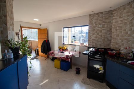 Casa à venda com 600m², 3 quartos e 2 vagas Casa à venda com 600m², 3 quartos e 2 vagasCozinha