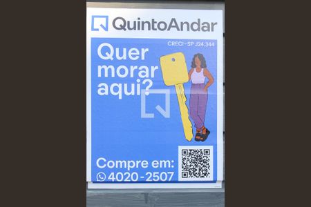 Casa à venda com 600m², 3 quartos e 2 vagas Casa à venda com 600m², 3 quartos e 2 vagasPlaquinha