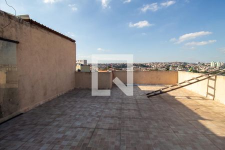 Casa à venda com 600m², 3 quartos e 2 vagas Casa à venda com 600m², 3 quartos e 2 vagasÁrea de Serviço